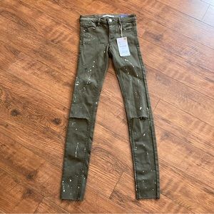 New Zara Trafaluc Pants Jeans Distressed Paint Splattered Skinny Green Size 0